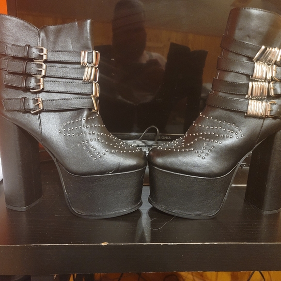 Platform boots - Picture 5 of 5